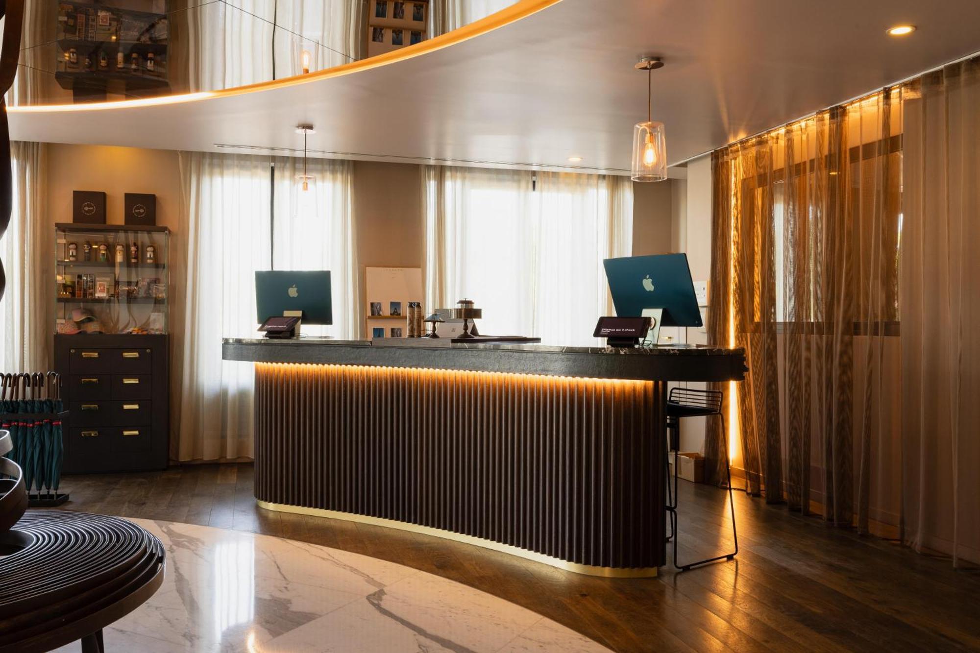 Terrass" Hotel Parigi Esterno foto